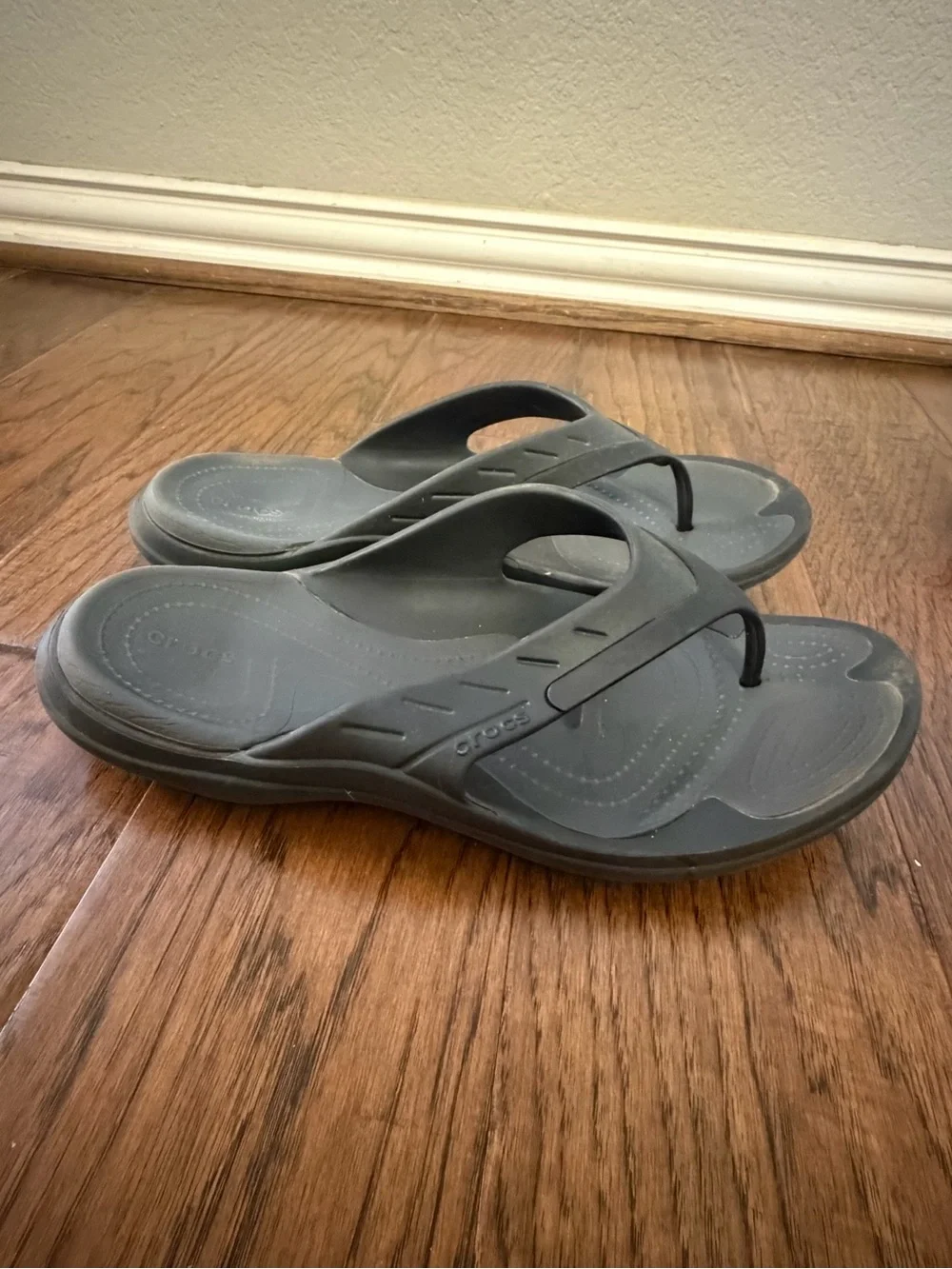 CROCS Dual Comfort Black Modi Sport Flip Flops Men's 12